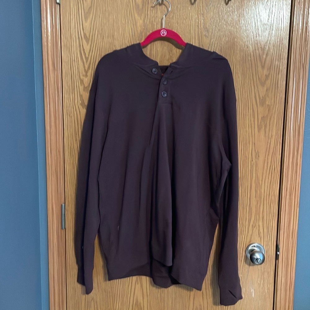 Hoodie Men’s nice shirt. Deep purple XL. All in motion